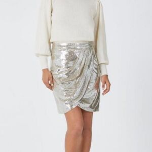 BCBG Maxazria Sequined Silver Mini Skirt 🪩